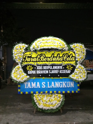 Papan Bunga Duka di Klungkung